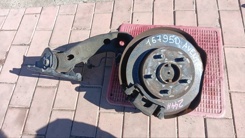 Ступица NISSAN AVENIR RW11 QR20(DE) 2003 задняя правая (б/у)