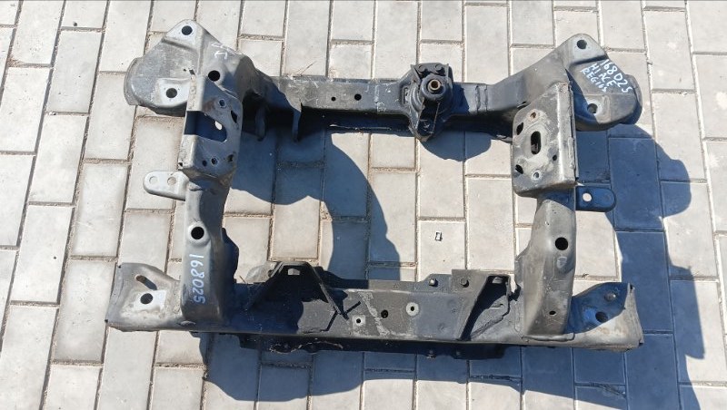 Балка под двс TOYOTA HIACE REGIUS KCH46 1KZ-TE 1997 (б/у)
