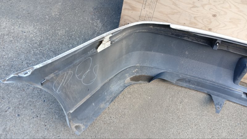 Бампер TOYOTA VISTA ARDEO SV50G 3S-FSE 2000 задний (б/у) Бампер TOYOTA VISTA ARDEO SV50G 3S-FSE 2000 задний (б/у)