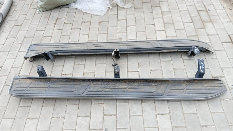 Подножка TOYOTA Land Cruiser Prado TRJ150 2TR-FE 2014 (б/у)