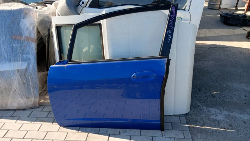 Дверь HONDA FIT GE6 L13A 2011 передняя левая (б/у)
