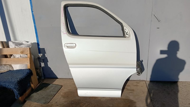 Дверь TOYOTA HIACE REGIUS KCH46 1KZ-TE 1997 передняя правая (б/у)