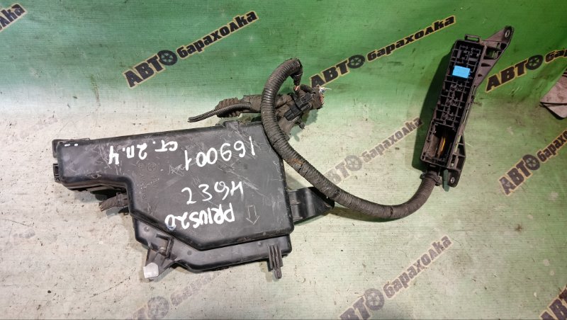 Блок предохранителей TOYOTA PRIUS NHW20 1NZ-FXE 2008 (б/у)