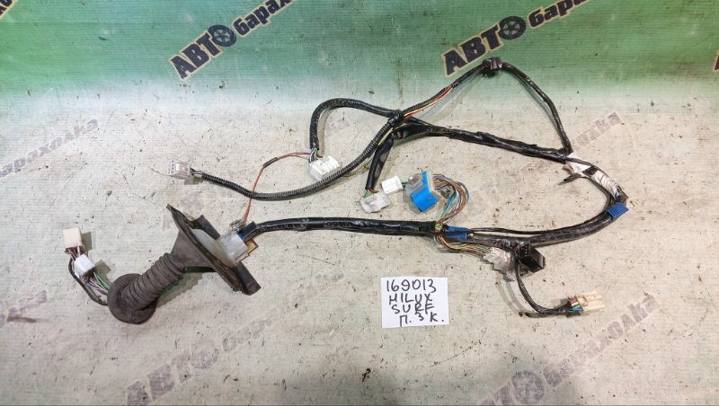 Проводка двери TOYOTA HILUX SURF RZN215 3RZ-FE 2002 передняя правая (б/у)