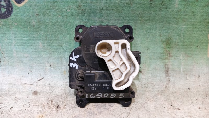 Сервопривод заслонок печки TOYOTA HILUX SURF RZN215 3RZ-FE 2002 (б/у)