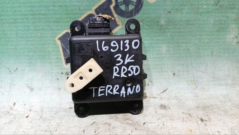 Сервопривод заслонок печки NISSAN TERRANO RR50 QD32(ETI) 1997 (б/у)
