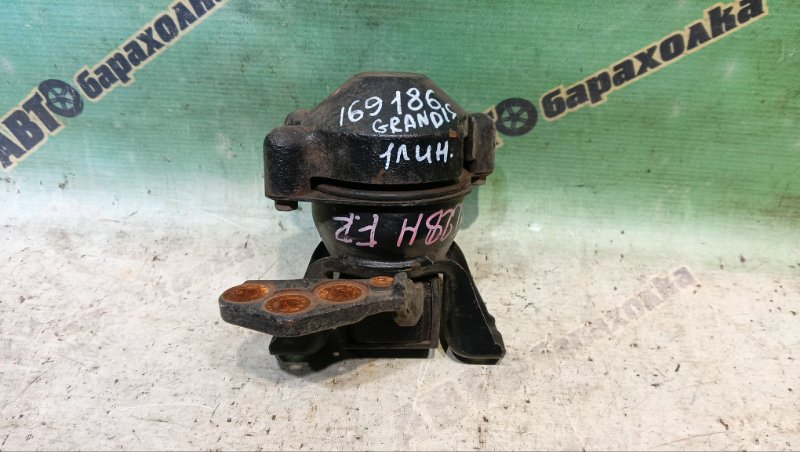 Подушка двигателя MITSUBISHI GRANDIS NA4W 4G69 2004 правая (б/у)