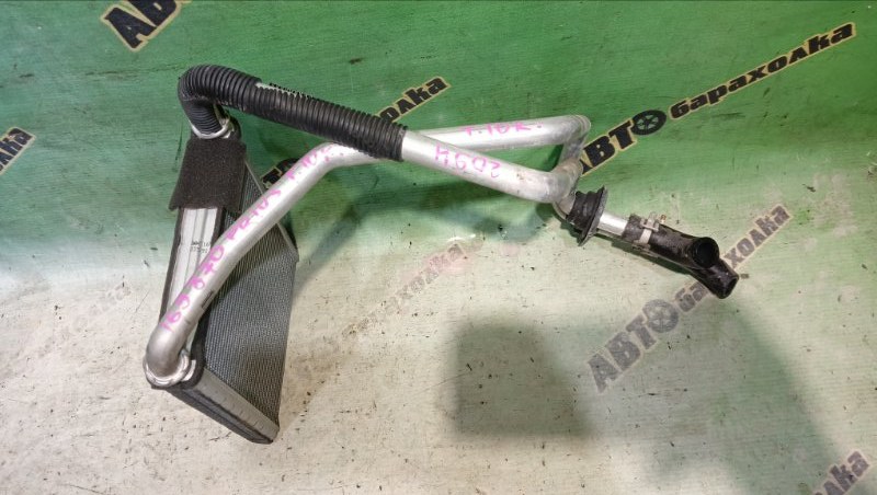 Радиатор печки TOYOTA PRIUS NHW20 1NZ-FXE 2005 (б/у) Радиатор печки TOYOTA PRIUS NHW20 1NZ-FXE 2005 (б/у)