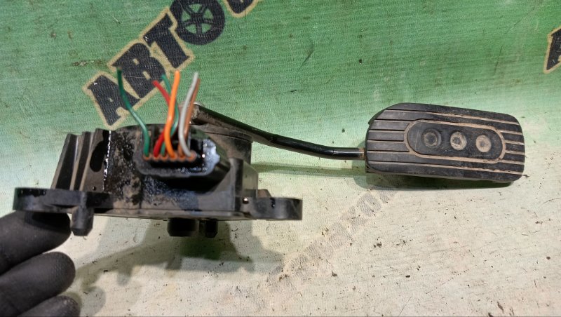 Педаль газа NISSAN AD VY12 HR15(DE) 2014 (б/у)