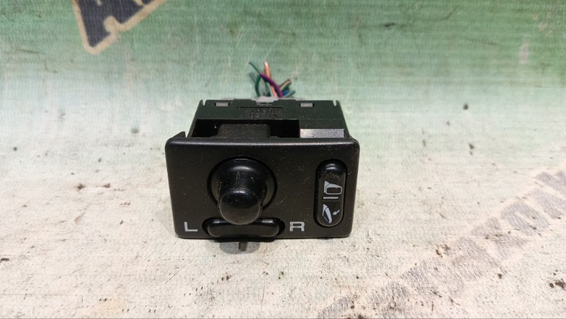 КНОПКА РЕГУЛИРОВКИ ЗЕРКАЛ NISSAN TERRANO RR50 QD32(ETI) 1997 (б/у) КНОПКА РЕГУЛИРОВКИ ЗЕРКАЛ NISSAN TERRANO RR50 QD32(ETI) 1997 (б/у)