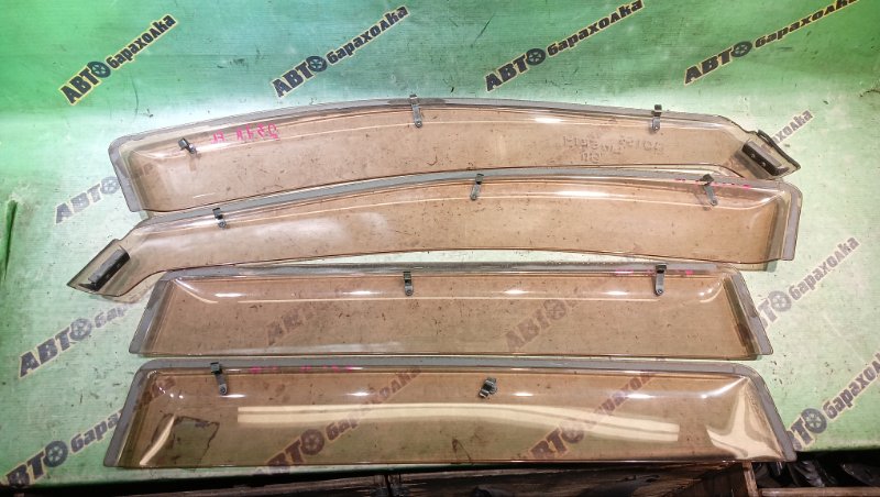 Ветровики комплект NISSAN LIBERTY RM12 QR20(DE) 2002 (б/у) Ветровики комплект NISSAN LIBERTY RM12 QR20(DE) 2002 (б/у)