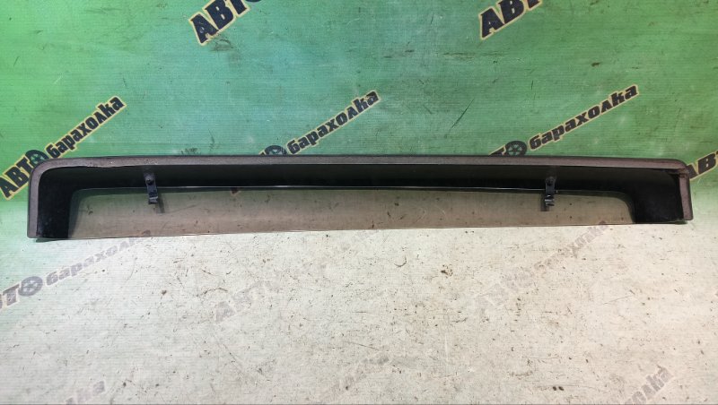 Ветровик TOYOTA WISH ZNE14G 1ZZ-FE 2004 задний правый (б/у) Ветровик TOYOTA WISH ZNE14G 1ZZ-FE 2004 задний правый (б/у)