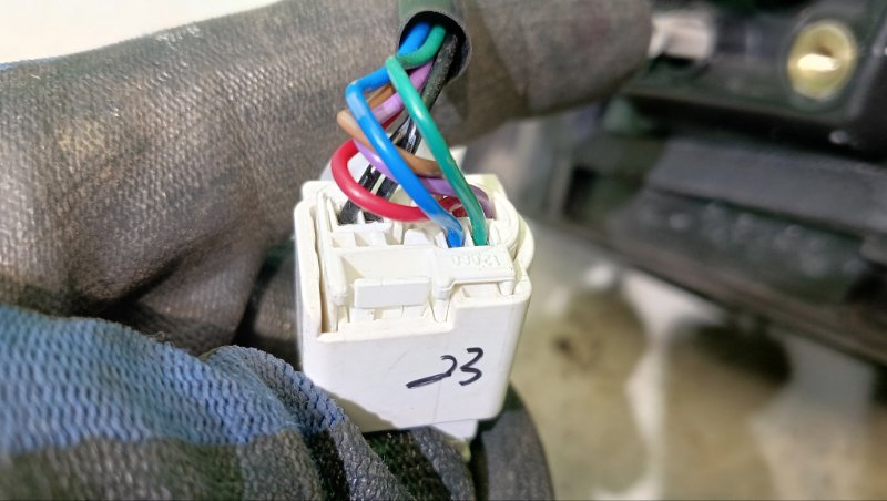 Зеркало TOYOTA CALDINA ST246 3S-GTE 2004 переднее правое (б/у) Зеркало TOYOTA CALDINA ST246 3S-GTE 2004 переднее правое (б/у)