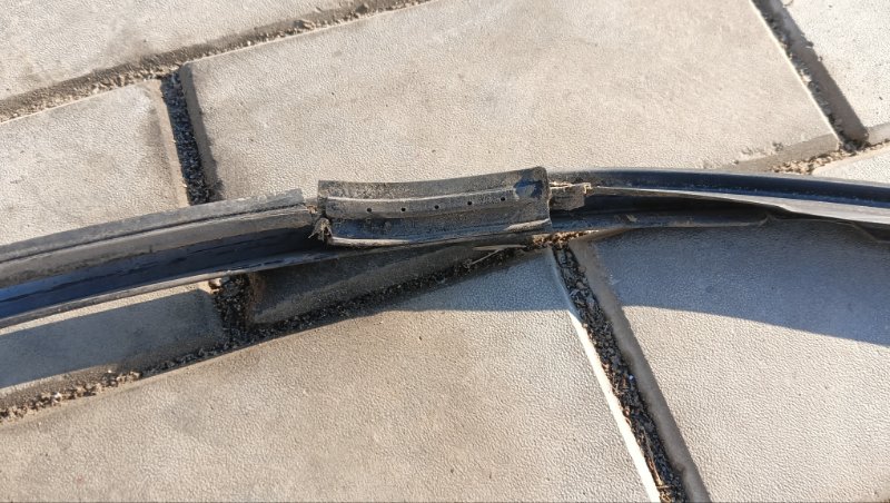 Молдинг на крышу TOYOTA GAIA SXM10 3S-FE 2000 левый (б/у) Молдинг на крышу TOYOTA GAIA SXM10 3S-FE 2000 левый (б/у)