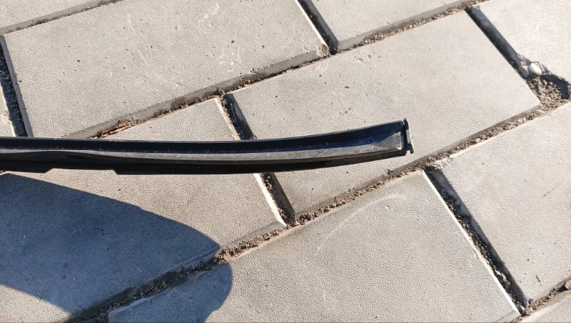 Молдинг на крышу TOYOTA GAIA SXM10 3S-FE 2000 левый (б/у) Молдинг на крышу TOYOTA GAIA SXM10 3S-FE 2000 левый (б/у)