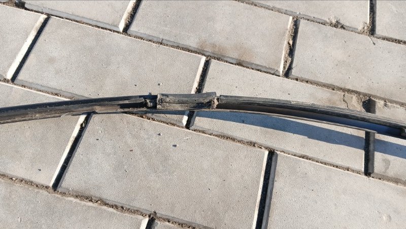 Молдинг на крышу TOYOTA GAIA SXM10 3S-FE 2000 правый (б/у) Молдинг на крышу TOYOTA GAIA SXM10 3S-FE 2000 правый (б/у)