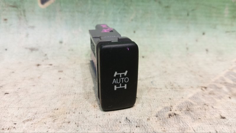 Кнопка TOYOTA WISH ZNE14G 1ZZ-FE 2004 (б/у) Кнопка TOYOTA WISH ZNE14G 1ZZ-FE 2004 (б/у)