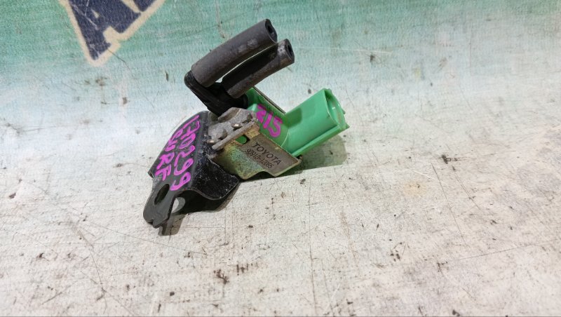 Вакуумный клапан TOYOTA HILUX SURF RZN215 3RZ-FE 2002 (б/у)