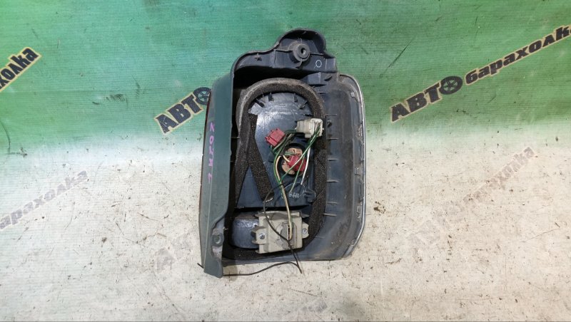 Стоп TOYOTA HIACE REGIUS KCH46G 1KZ-TE 1997 задний левый (б/у) Стоп TOYOTA HIACE REGIUS KCH46G 1KZ-TE 1997 задний левый (б/у)