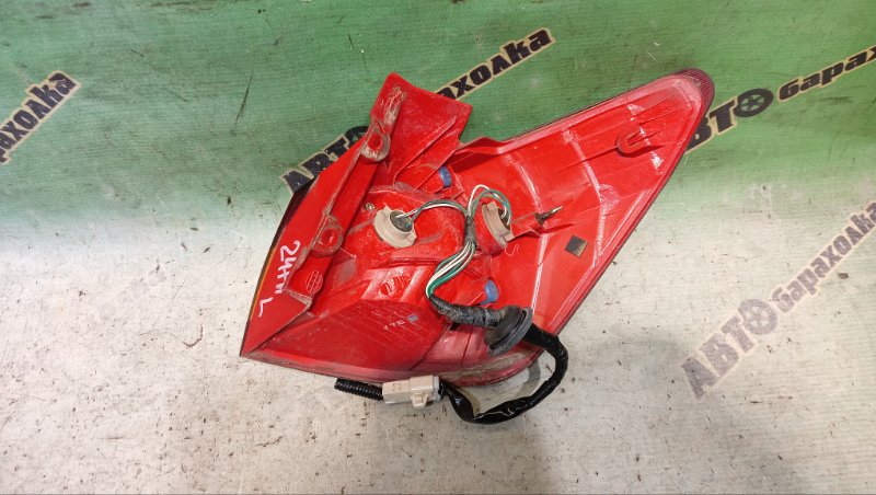 Стоп TOYOTA CALDINA ST246W 3S-GTE 2004 задний левый (б/у) Стоп TOYOTA CALDINA ST246W 3S-GTE 2004 задний левый (б/у)