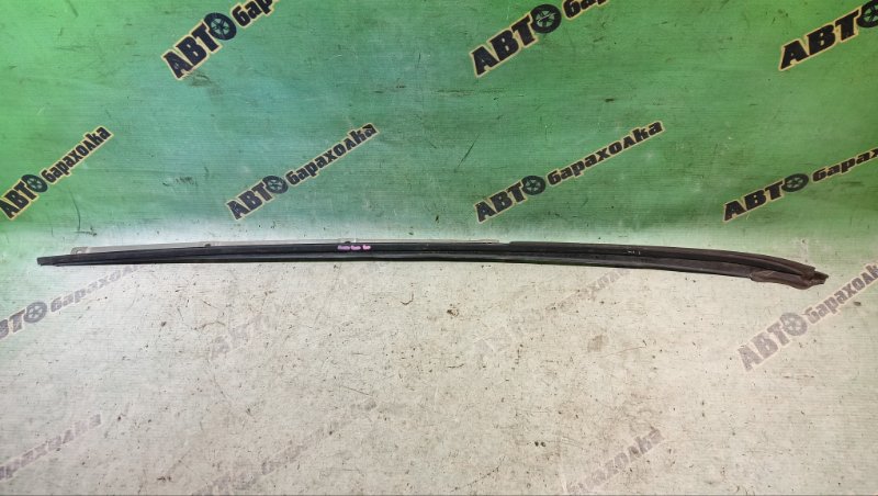 Молдинг лобового стекла NISSAN LIBERTY RM12 QR20(DE) 2002 передний левый (б/у)