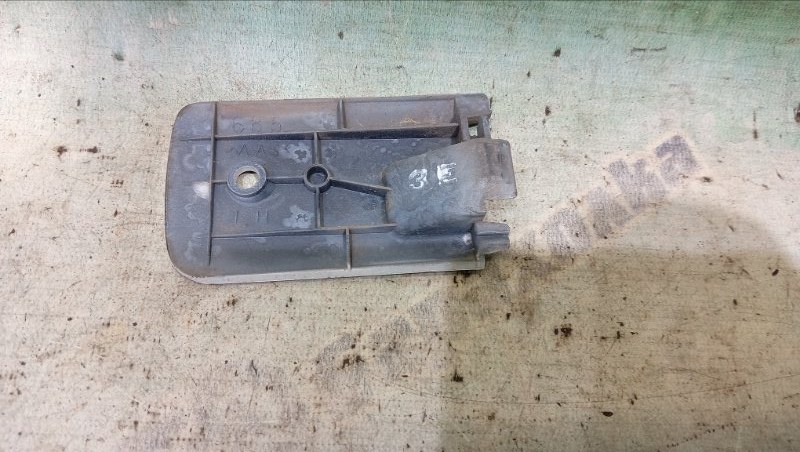 Заглушка полоза сдвижной двери TOYOTA HIACE REGIUS KCH46G 1KZ-TE 1997 задняя левая (б/у) Заглушка полоза сдвижной двери TOYOTA HIACE REGIUS KCH46G 1KZ-TE 1997 задняя левая (б/у)