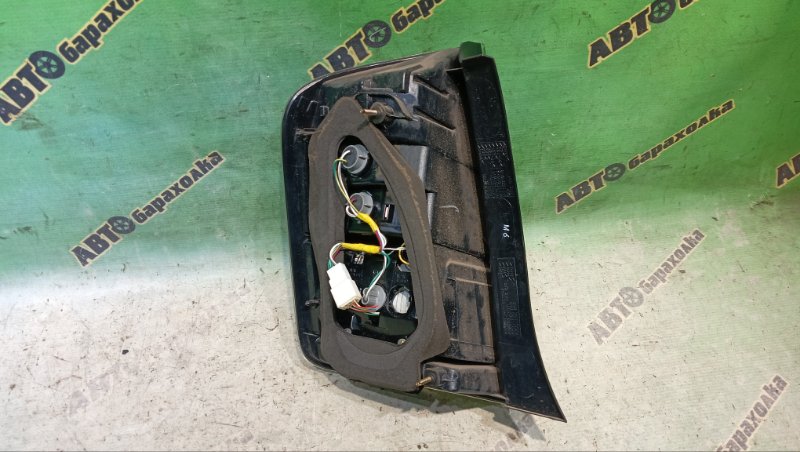 Стоп TOYOTA PRIUS NHW20 1NZ-FXE 2004 задний правый (б/у) Стоп TOYOTA PRIUS NHW20 1NZ-FXE 2004 задний правый (б/у)