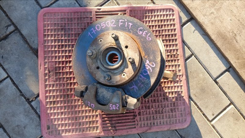 Ступица HONDA FIT GE6 L13A 2010 передняя правая (б/у)