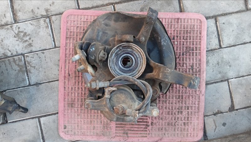 Ступица TOYOTA GAIA SXM10 3S-FE 2000 передняя левая (б/у) Ступица TOYOTA GAIA SXM10 3S-FE 2000 передняя левая (б/у)