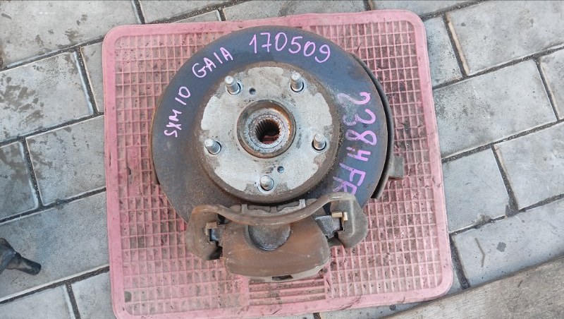 Ступица TOYOTA GAIA SXM10 3S-FE 2000 передняя правая (б/у) Ступица TOYOTA GAIA SXM10 3S-FE 2000 передняя правая (б/у)