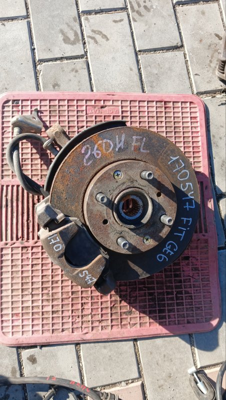 Ступица HONDA FIT GE6 L13A 2010 передняя левая (б/у)