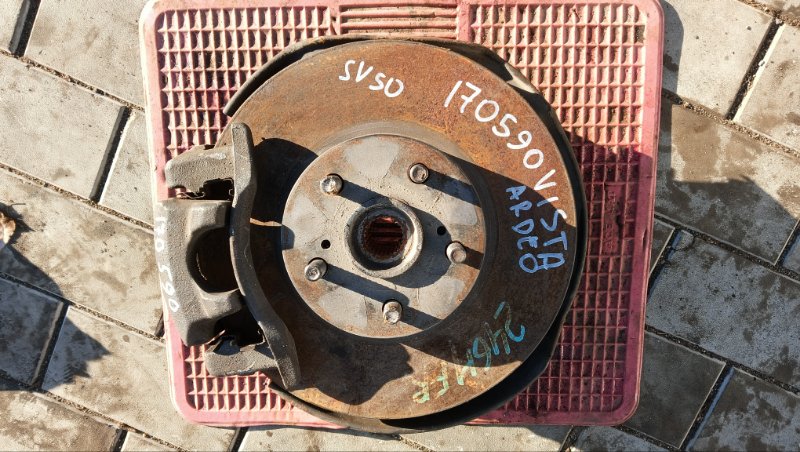 Ступица TOYOTA VISTA ARDEO SV50G 3S-FSE 2000 передняя правая (б/у) Ступица TOYOTA VISTA ARDEO SV50G 3S-FSE 2000 передняя правая (б/у)