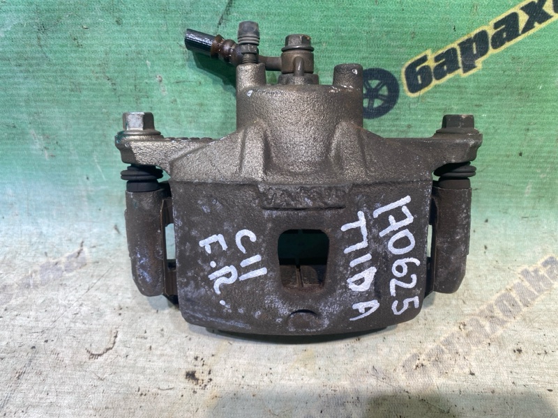 Суппорт NISSAN TIIDA LATIO SC11 HR15 2011 передний правый (б/у)