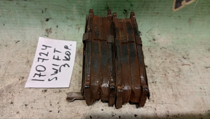 Колодки тормозные SUZUKI SWIFT ZC71S K12B 2009 передние (б/у)