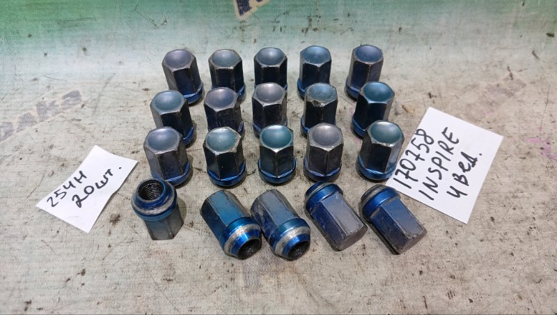 Гайка на колесо HONDA INSPIRE UC1 J30A 2003 (б/у)