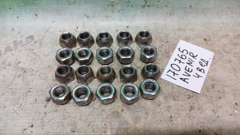 Гайка на колесо NISSAN AVENIR RW11 QR20(DE) 2003 (б/у)