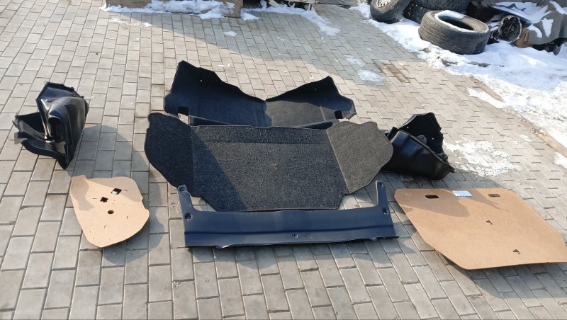 Обшивка багажника TOYOTA MARK II GX100 1G-FE 1996 (б/у)