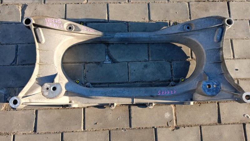 Балка под двс LEXUS IS250 GSE20 4GR-FSE 2009 (б/у)