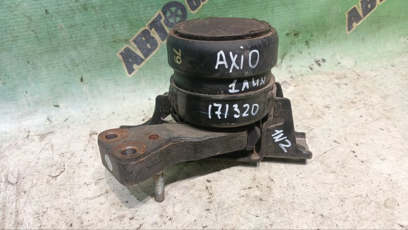 Подушка двигателя TOYOTA COROLLA AXIO NZE164 1NZ-FE 2012 правая (б/у)