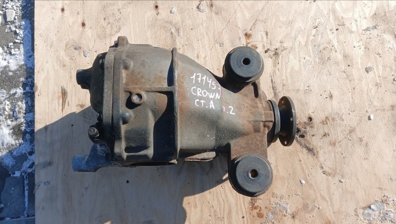 Редуктор TOYOTA CROWN JZS175 2JZ-FSE 2001 задний (б/у)