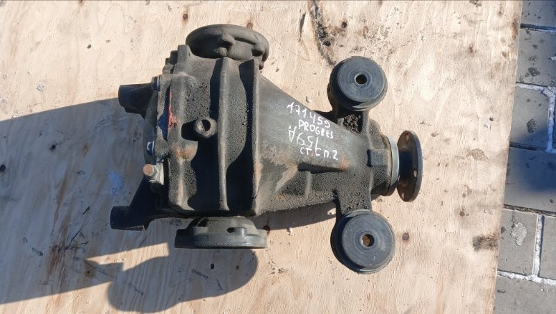 Редуктор TOYOTA PROGRES JCG10 1JZ-GE 2000 задний (б/у)