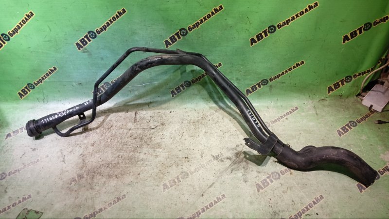 Горловина топливного бака HONDA STEPWGN RK5 R20A 2011 (б/у)