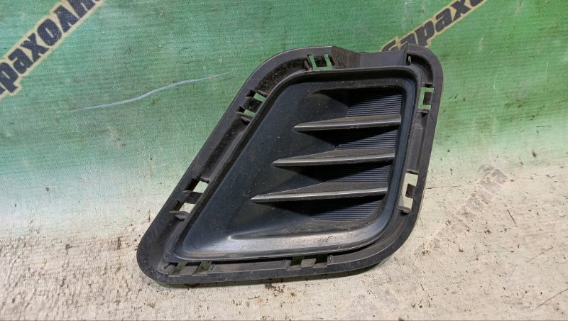 Заглушка бампера TOYOTA RACTIS NSP120 1NR-FE 2011 левая (б/у)