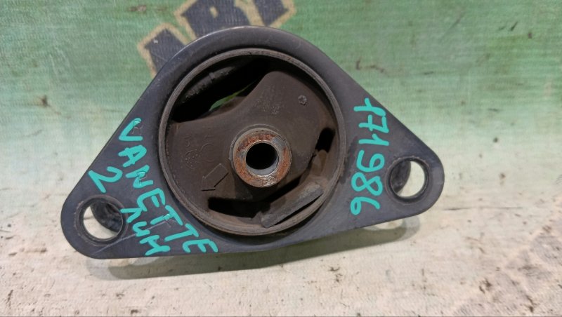 Подушка акпп NISSAN VANETTE SKP2TN L8 2015 (б/у)