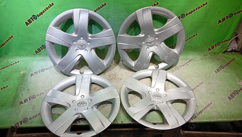 Колпаки на колеса TOYOTA RACTIS NSP120 1NR-FE 2011 (б/у)