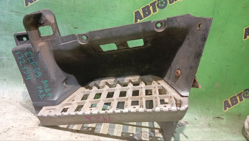 Подножка ISUZU ELF NHR69C 4JG2 передняя левая (б/у)