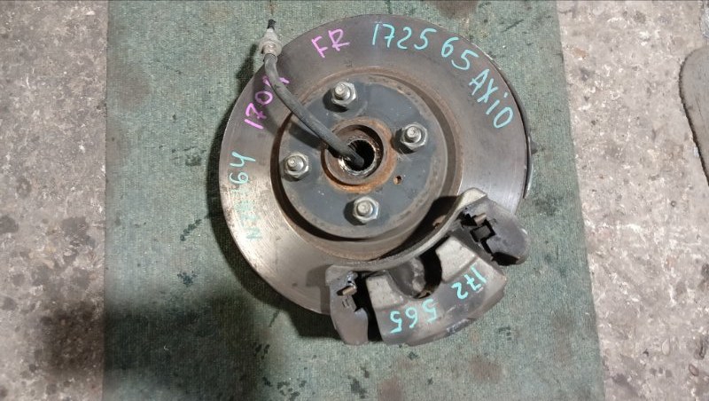 Ступица TOYOTA COROLLA AXIO NZE164 1NZ-FE 2012 передняя правая (б/у)