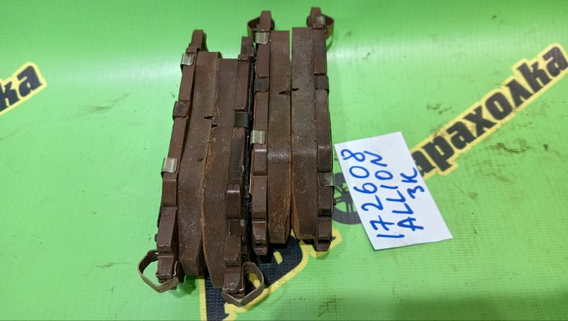 Колодки тормозные TOYOTA ALLION ZRT261 3ZR-FAE 2009 передние (б/у)