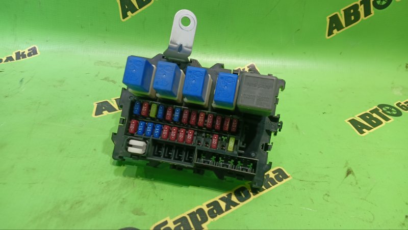 Блок предохранителей NISSAN CARAVAN DWGE25 ZD30(DDTI) 2007 (б/у)