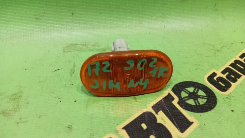 Повторитель в крыло SUZUKI JIMNY JB23W K6A 2011 (б/у)